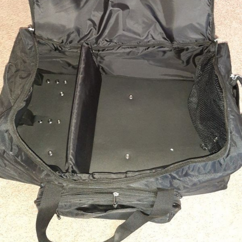 Suitcase - Picture 3 of 4